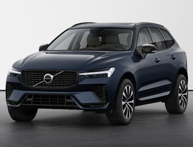 Volvo XC60 T6 Recharge AWD Plug-in Hybrid aut. Ultimate Dark nuova a Parma