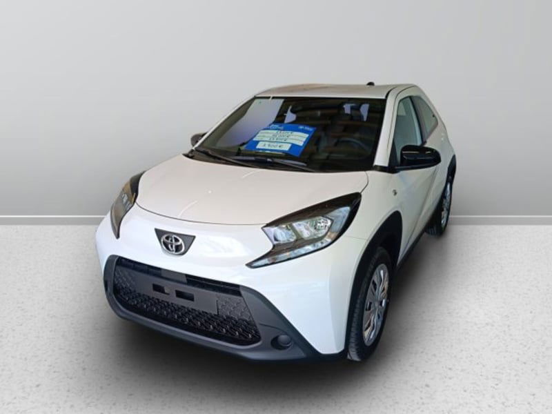 Toyota Aygo X 1.0 Active 72cv nuova a Mosciano Sant'Angelo