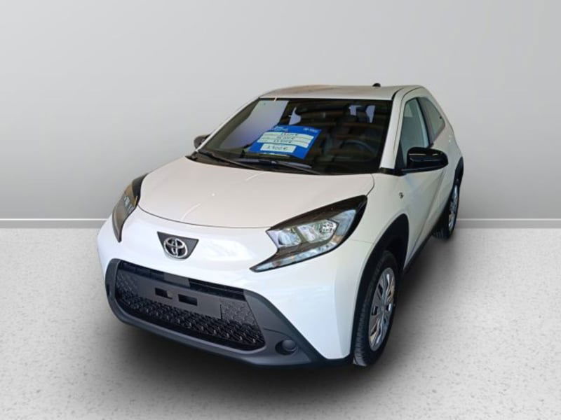 Toyota Aygo X 1.0 Active 72cv nuova a Mosciano Sant'Angelo