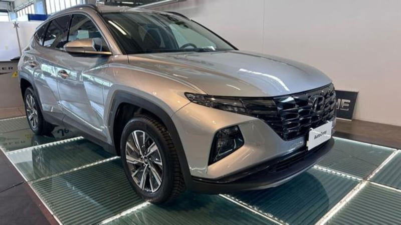 Hyundai Tucson 1.6 hev Xline 4wd auto del 2023 usata a Reggio nell'Emilia