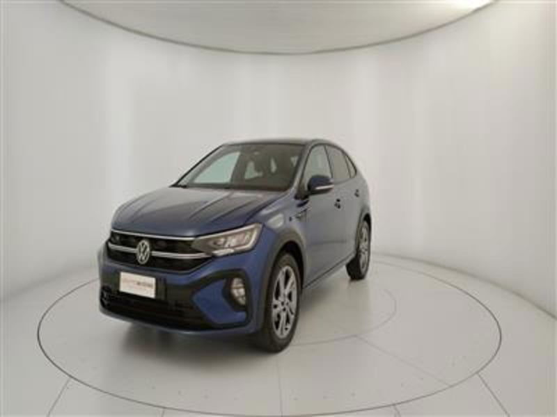 Volkswagen Taigo 1.0 TSI 110 CV R-Line del 2023 usata a Bari