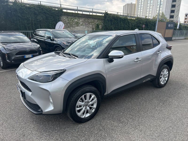 Toyota Yaris Cross 1.5 Hybrid 5p. E-CVT Premiere del 2024 usata a Melegnano
