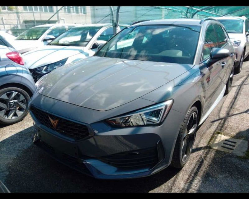 Cupra Leon Station Wagon Leon Sportstourer 1.5 hybrid 150cv dsg nuova a Castenaso