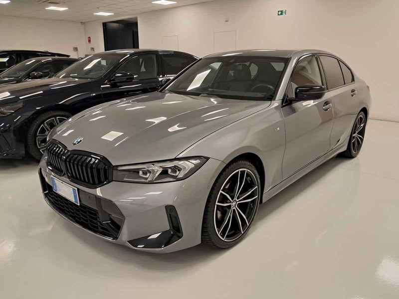 BMW Serie 3 320d 48V xDrive del 2024 usata a Alba