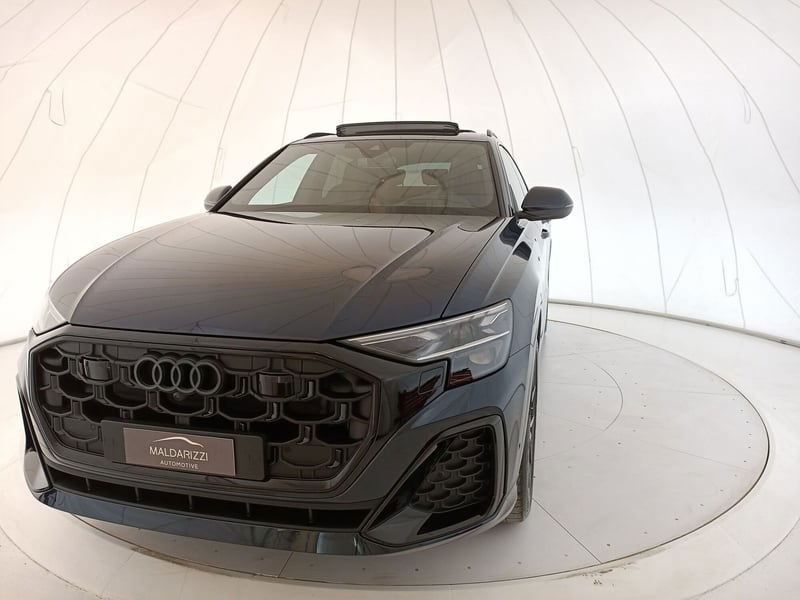 Audi Q8 50 3.0 tdi mhev S line edition quattro tiptronic nuova a Bari