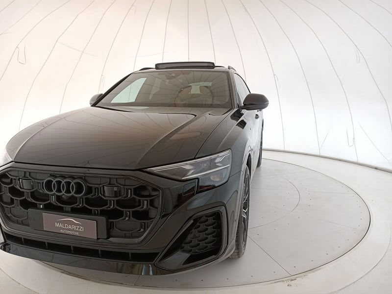 Audi Q8 50 3.0 tdi mhev S line edition quattro tiptronic nuova a Bari