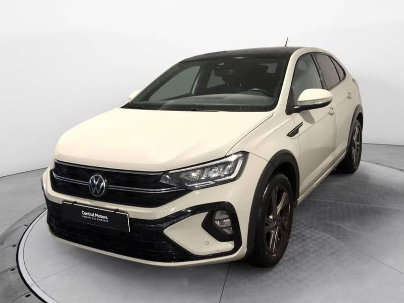 Volkswagen Taigo 1.0 TSI 110 CV DSG R-Line del 2022 usata a Torino