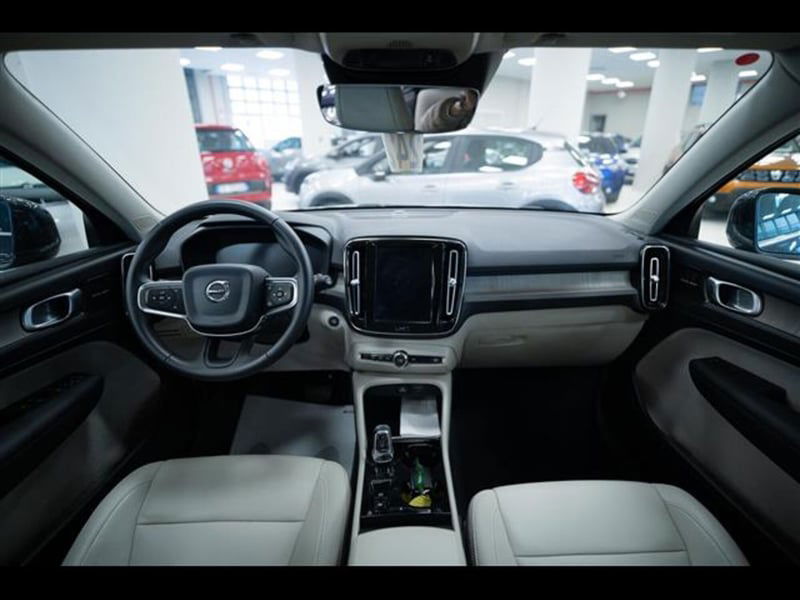 Volvo XC40 T4 Geartronic Inscription del 2020 usata a Torino