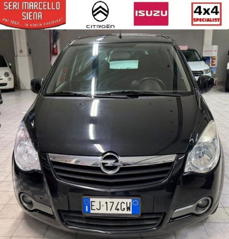 Opel Agila 1.2 16V 94CV Enjoy del 2011 usata a Siena