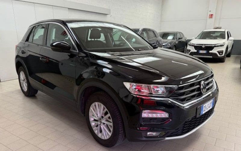 Volkswagen T-Roc 2.0 TDI SCR Business BlueMotion Technology del 2021 usata a Vigevano