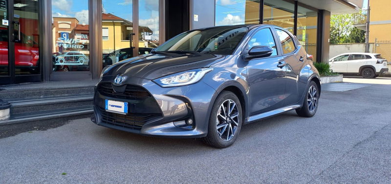 Toyota Yaris 1.5 Hybrid 5 porte Style del 2022 usata a San Vittore Olona