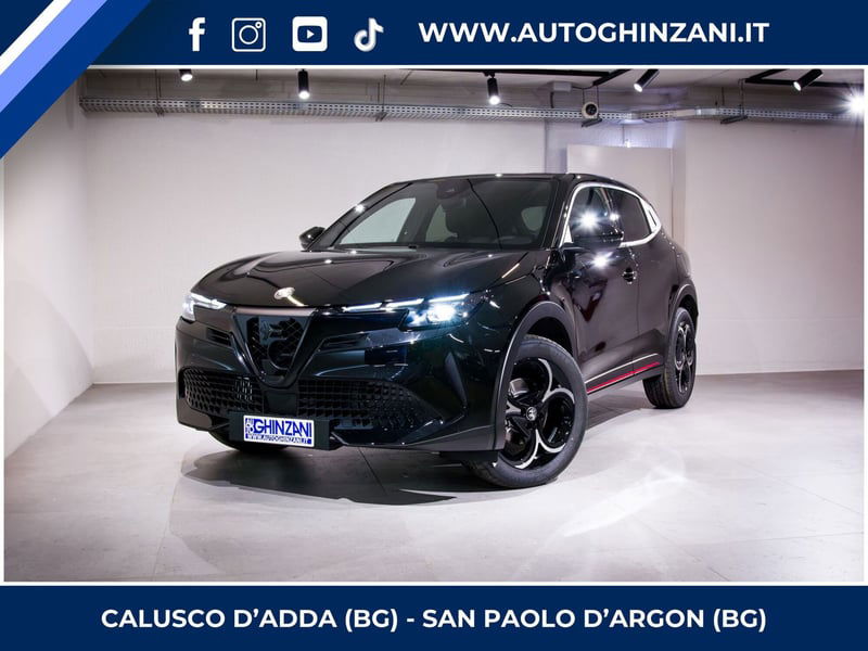 Alfa Romeo Junior 1.2 ibrida Speciale 145cv edct6 nuova a San Paolo d'Argon