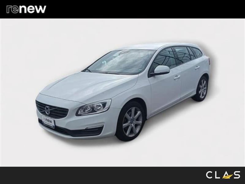 Volvo V60 D2 Geartronic Business del 2017 usata a Livorno