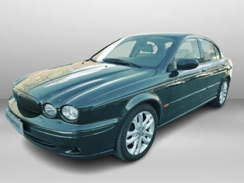 Jaguar X-Type 3.0 V6 24V cat Executive del 2003 usata a Talamona