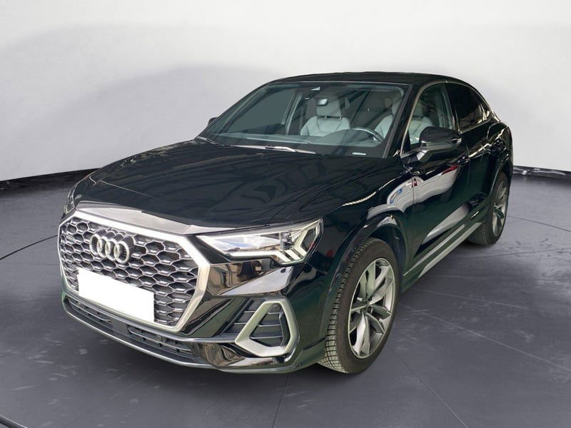 Audi Q3 40 TDI quattro S tronic S line edition del 2024 usata a Rizziconi