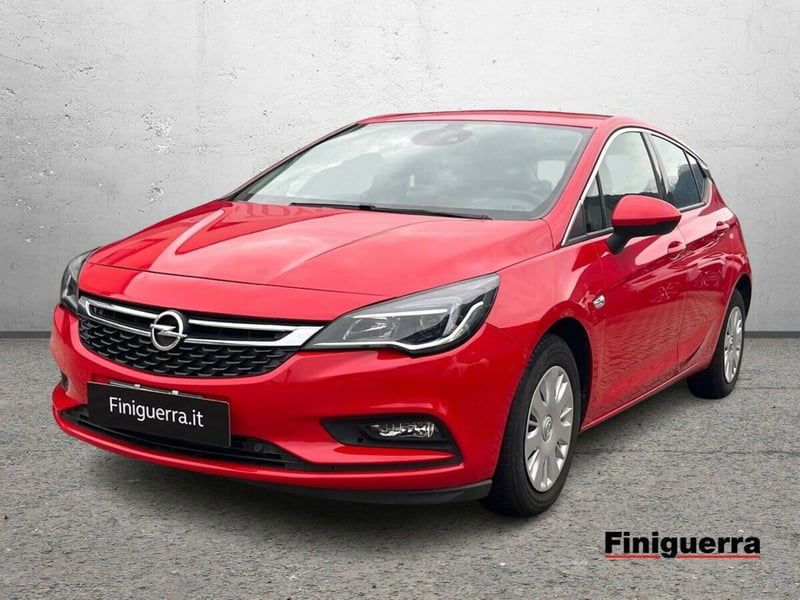 Opel Astra Station Wagon 1.0 Turbo ecoFLEStart&Stop Sports Innovation del 2016 usata a Poggiridenti