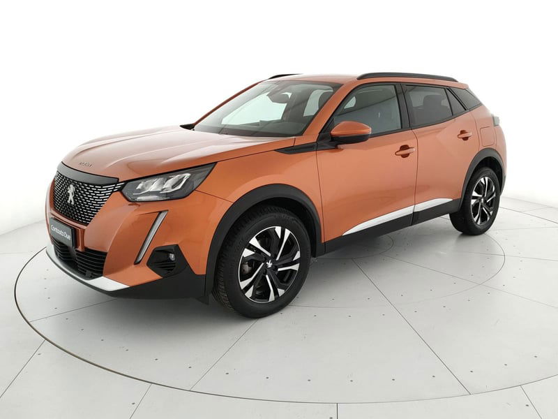 Peugeot 2008 BlueHDi 110 S&S Allure Pack del 2022 usata a Teverola