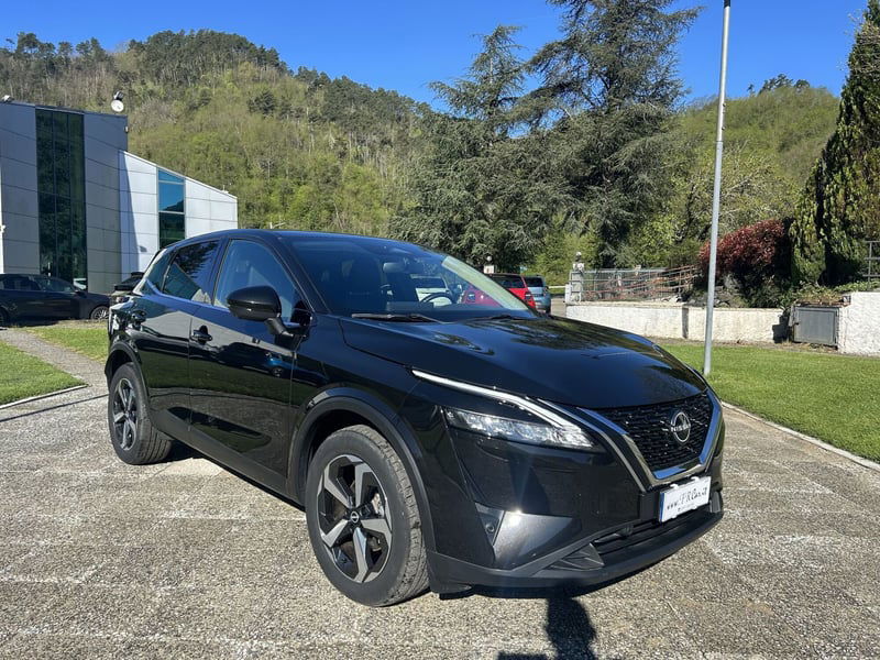 Nissan Qashqai 1.3 mhev N-Connecta 4wd 158cv xtronic del 2023 usata a Sesta Godano
