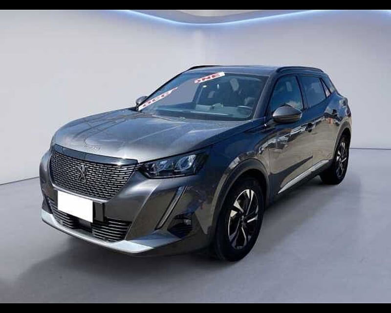 Peugeot 2008 1.2 puretech Allure s&s 100cv del 2020 usata a Cremona