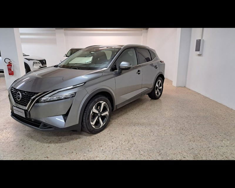Nissan Qashqai 1.3 mhev N-Connecta 2wd 140cv del 2021 usata a Arezzo