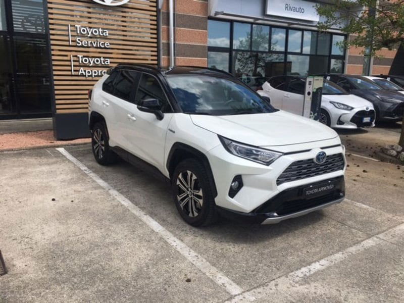Toyota Rav4 HV (218CV) E-CVT 2WD Style del 2021 usata a Cantu'