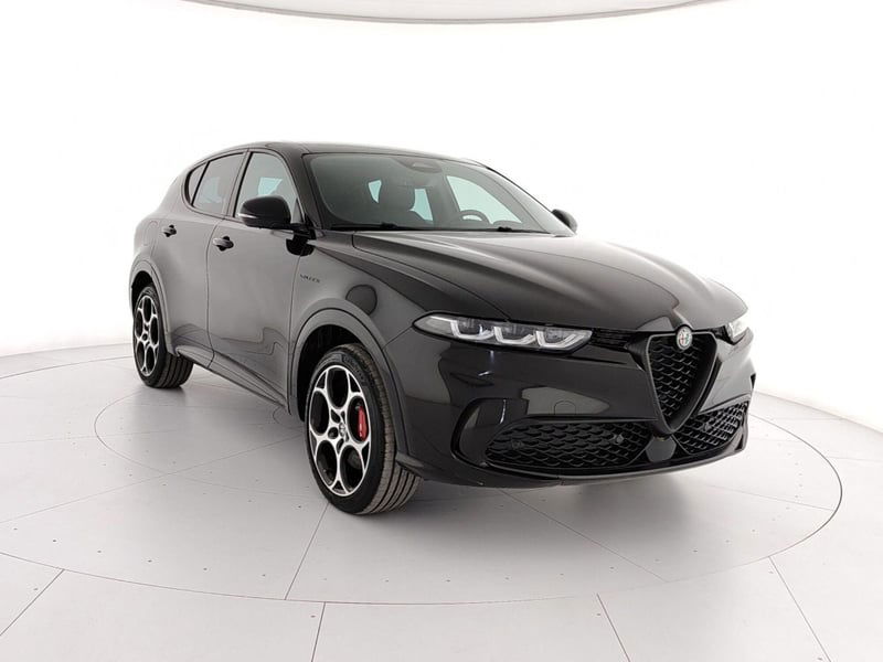 Alfa Romeo Tonale 1.3 phev Veloce Q4 280cv at6 nuova a Caserta