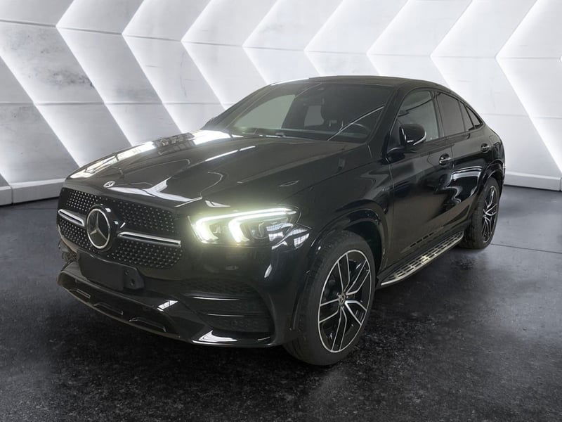 Mercedes-Benz GLE Coupé 350 de 4Matic Plug-in Hybrid Coupé Premium Plus del 2021 usata a Napoli