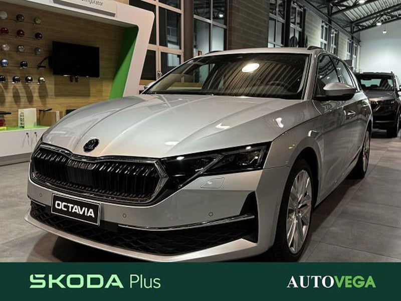 Skoda Octavia Station Wagon 2.0 tdi Selection 150cv dsg nuova a Vicenza