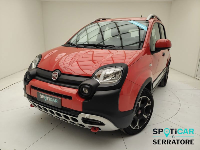 Fiat Panda Cross 1.0 firefly hybrid Cross s&s 70cv 5p.ti del 2022 usata a Erba