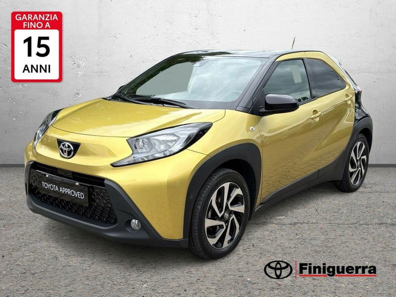 Toyota Aygo X 1.0 VVT-i 72 CV 5 porte Limited S-CVT del 2023 usata a Osnago