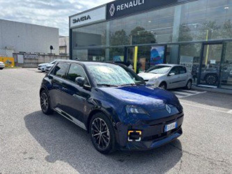 Renault Renault 5 Iconic Cinq comfort range 150cv del 2024 usata a Treviglio