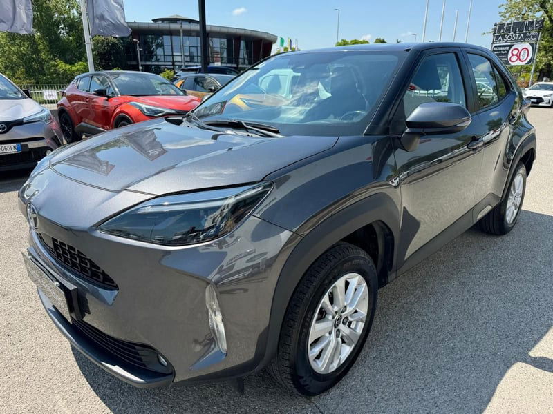 Toyota Yaris Cross 1.5 Hybrid 5p. E-CVT Active del 2022 usata a Modena