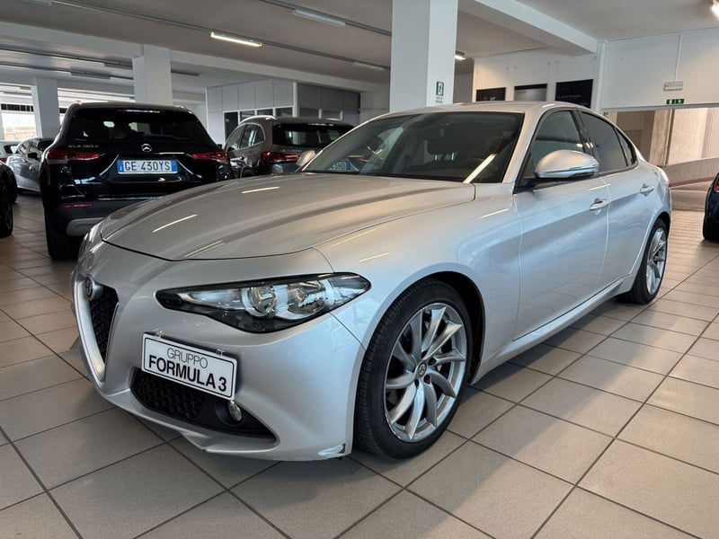 Alfa Romeo Giulia 2.2 Turbodiesel 180 CV AT8 Eco Business del 2018 usata a Messina