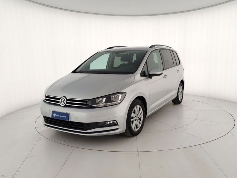 Volkswagen Touran 2.0 TDI 115 CV DSG Business BlueMotion Technology del 2020 usata a Massa