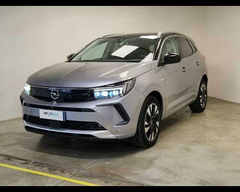 Opel Grandland 1.5 ecotec Ultimate s&s 130cv at8 del 2022 usata a Solaro