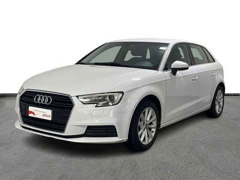 Audi A3 Sportback 30 g-tron S tronic Business del 2019 usata a Pianopoli