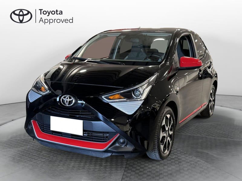 Toyota Aygo 1.0 VVT-i 72 CV 5 porte x-fun del 2018 usata a Brescia