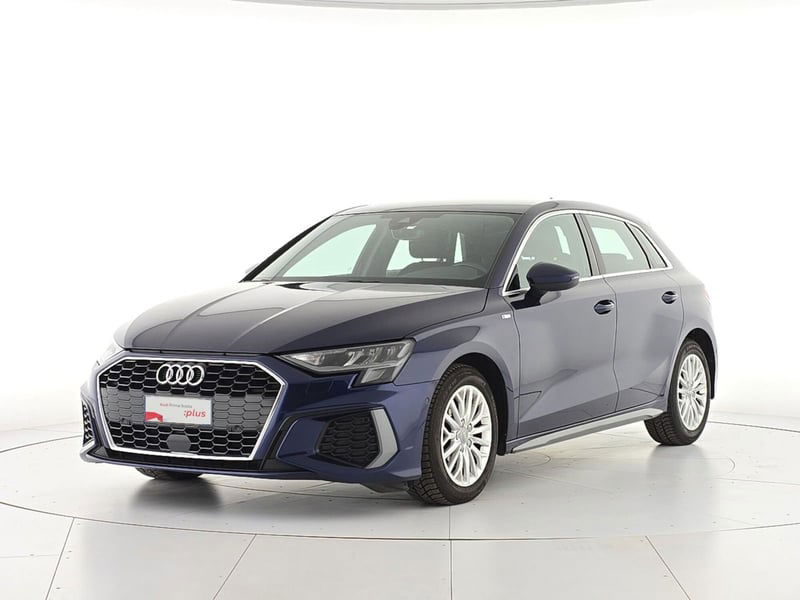 Audi A3 Sportback 30 TDI S line edition del 2022 usata a Fossano