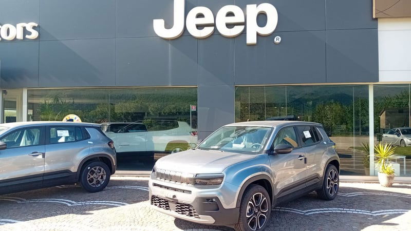 Jeep Avenger 1.2 turbo Summit fwd 100cv nuova a Benevento
