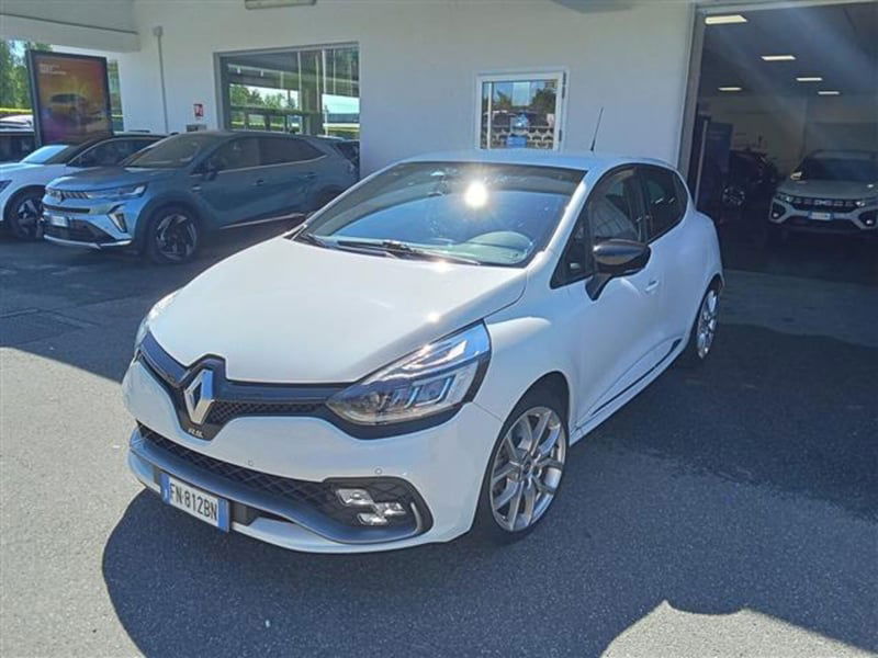 Renault Clio TCe 200CV EDC Start&Stop 5 porte Energy R.S. del 2018 usata a Ivrea