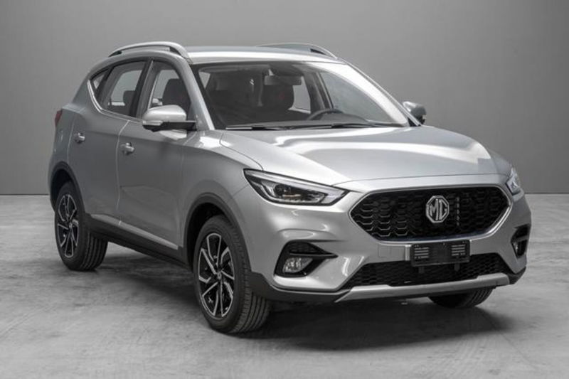 Mg ZS 1.5 Classic Luxury nuova a Monte di Procida