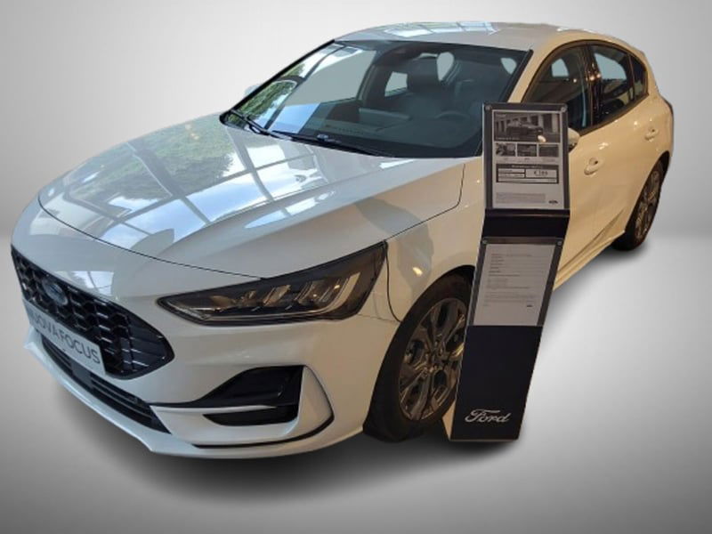 Ford Focus 1.5 EcoBlue 115 CV automatico 5p. ST-Line Style nuova a Concesio