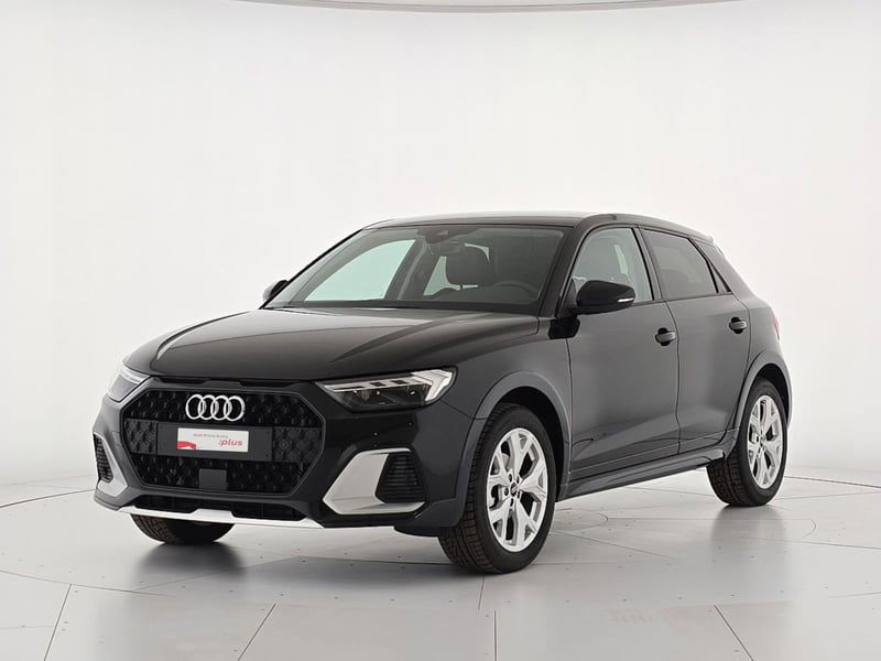 Audi A1 allstreet 30 1.0 tfsi Business 116cv s tronic del 2024 usata a Fossano