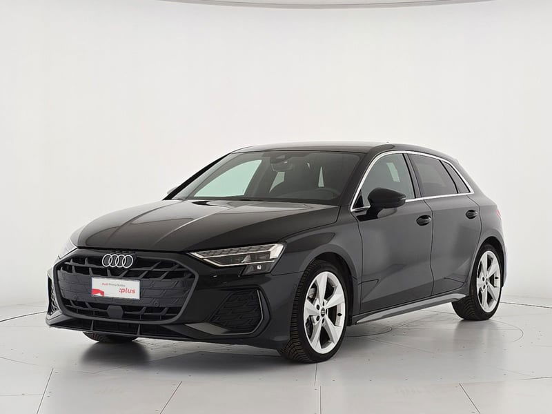 Audi A3 Sportback 35 2.0 tdi S line edition s-tronic del 2024 usata a Alessandria