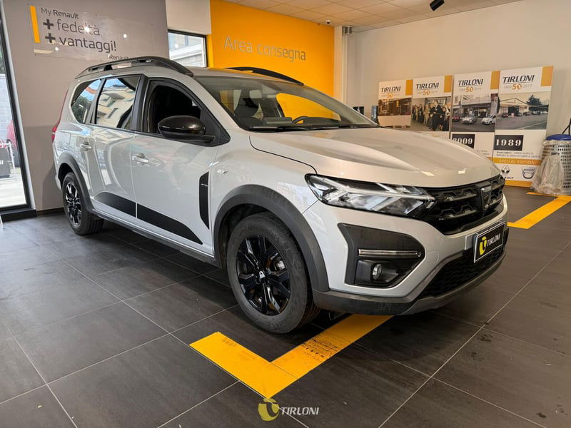 Dacia Jogger Jogger 1.0 TCe GPL 100 CV 5 posti Extreme del 2022 usata a Milano