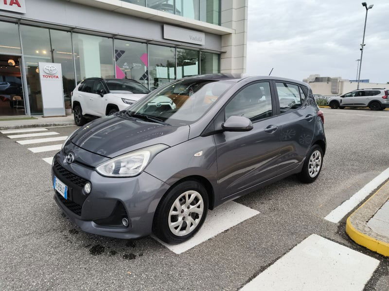 Hyundai i10 1.0 MPI Login del 2017 usata a Reggio Calabria