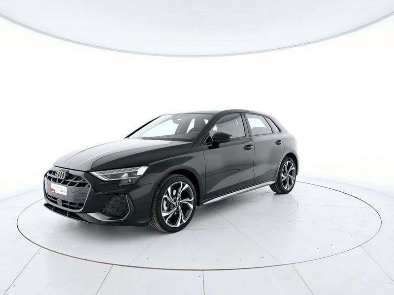 Audi A3 Sportback 35 2.0 tdi S line edition s-tronic del 2024 usata a Alessandria