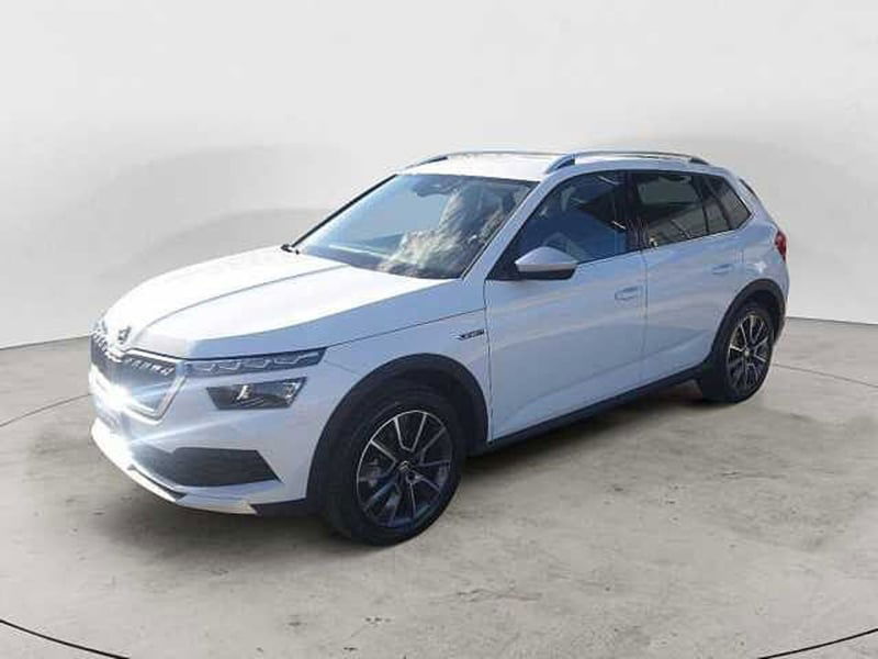 Skoda Kamiq 1.0 TSI 110 CV DSG ScoutLine nuova a Ancona