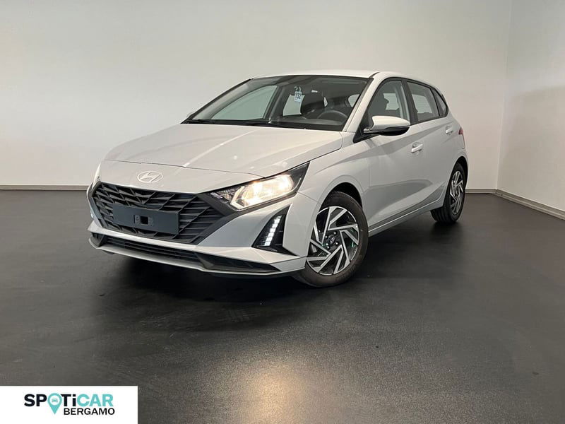 Hyundai i20 1.2 MPI MT ConnectLine nuova a Bergamo