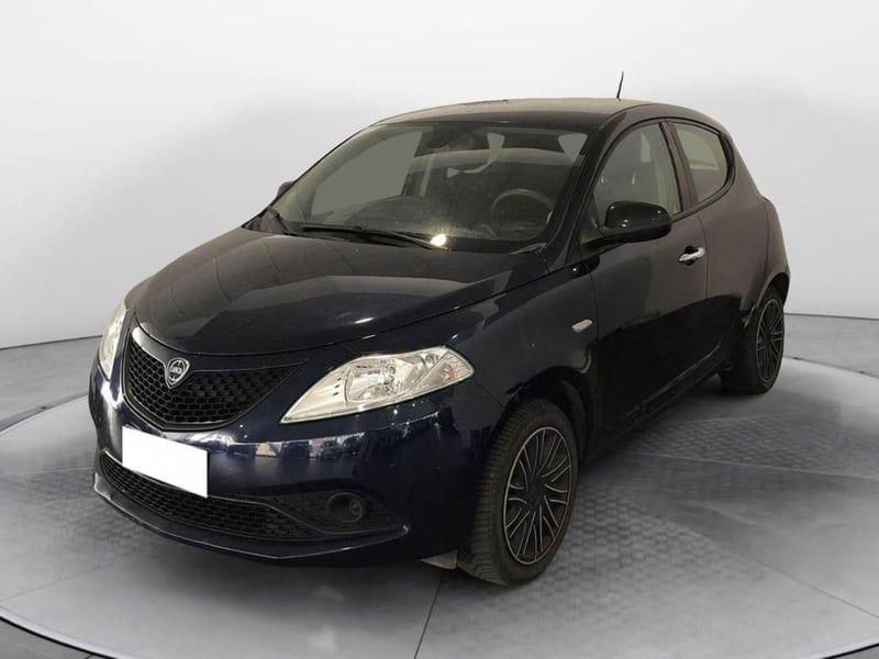Lancia Ypsilon 1.2 69 CV 5 porte Gold del 2020 usata a Torino